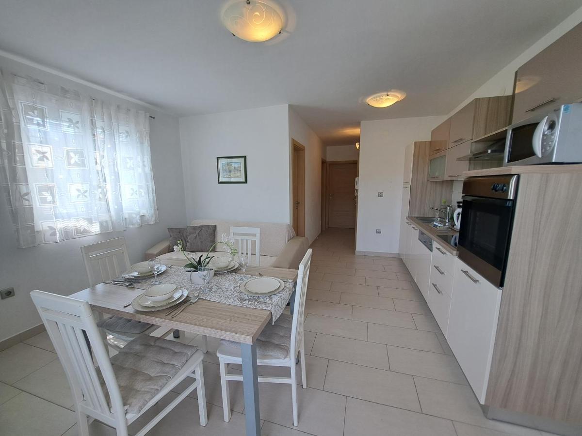 Apartments Fran I Baška Eksteriør billede